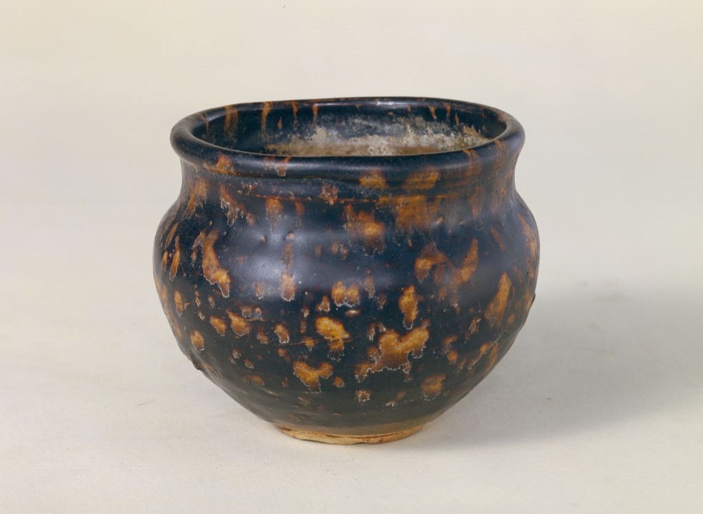 图片[1]-Hawksbill glazed pot of Jizhou kiln-China Archive